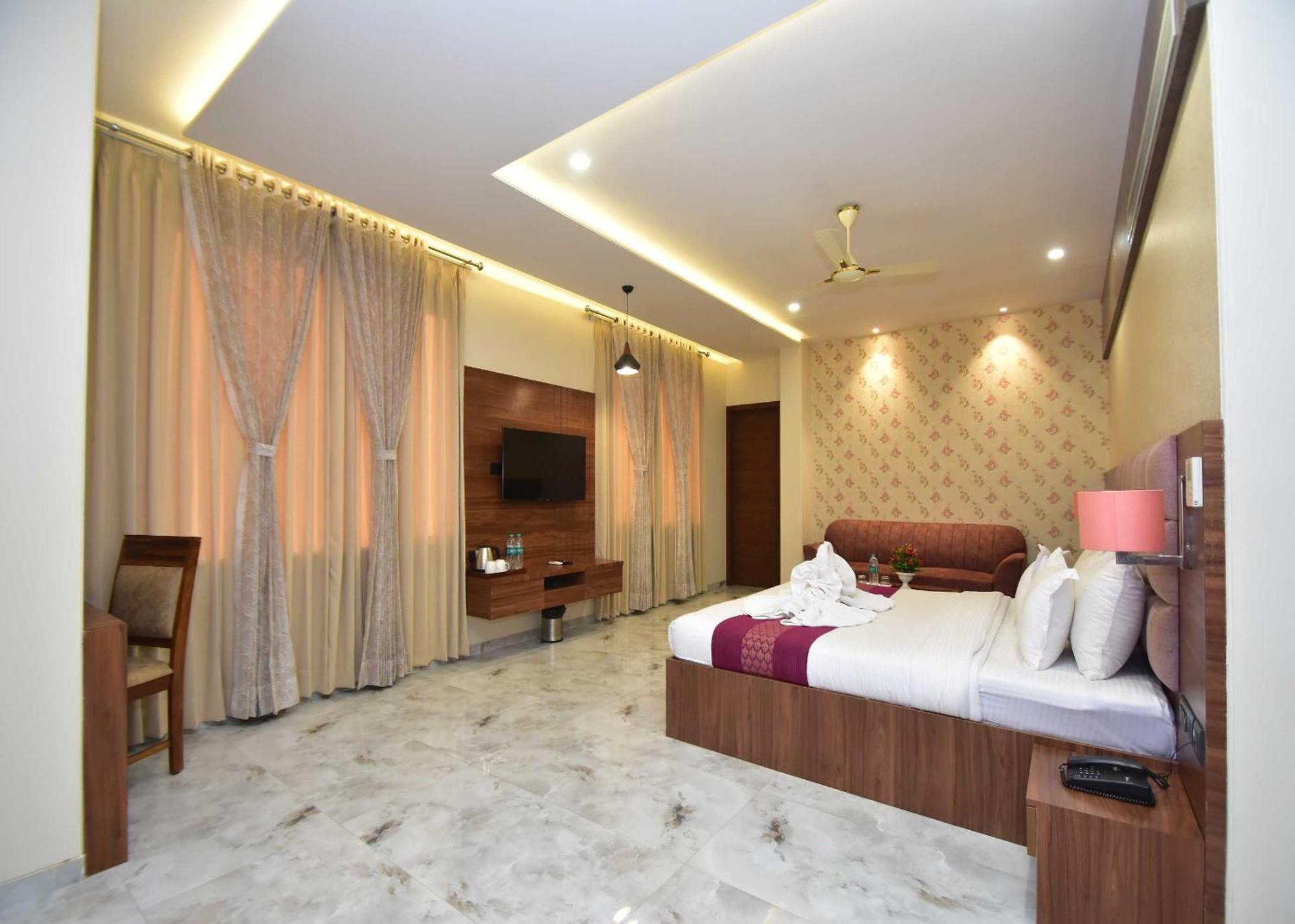 Hotel Shyamleela Khātu Kültér fotó