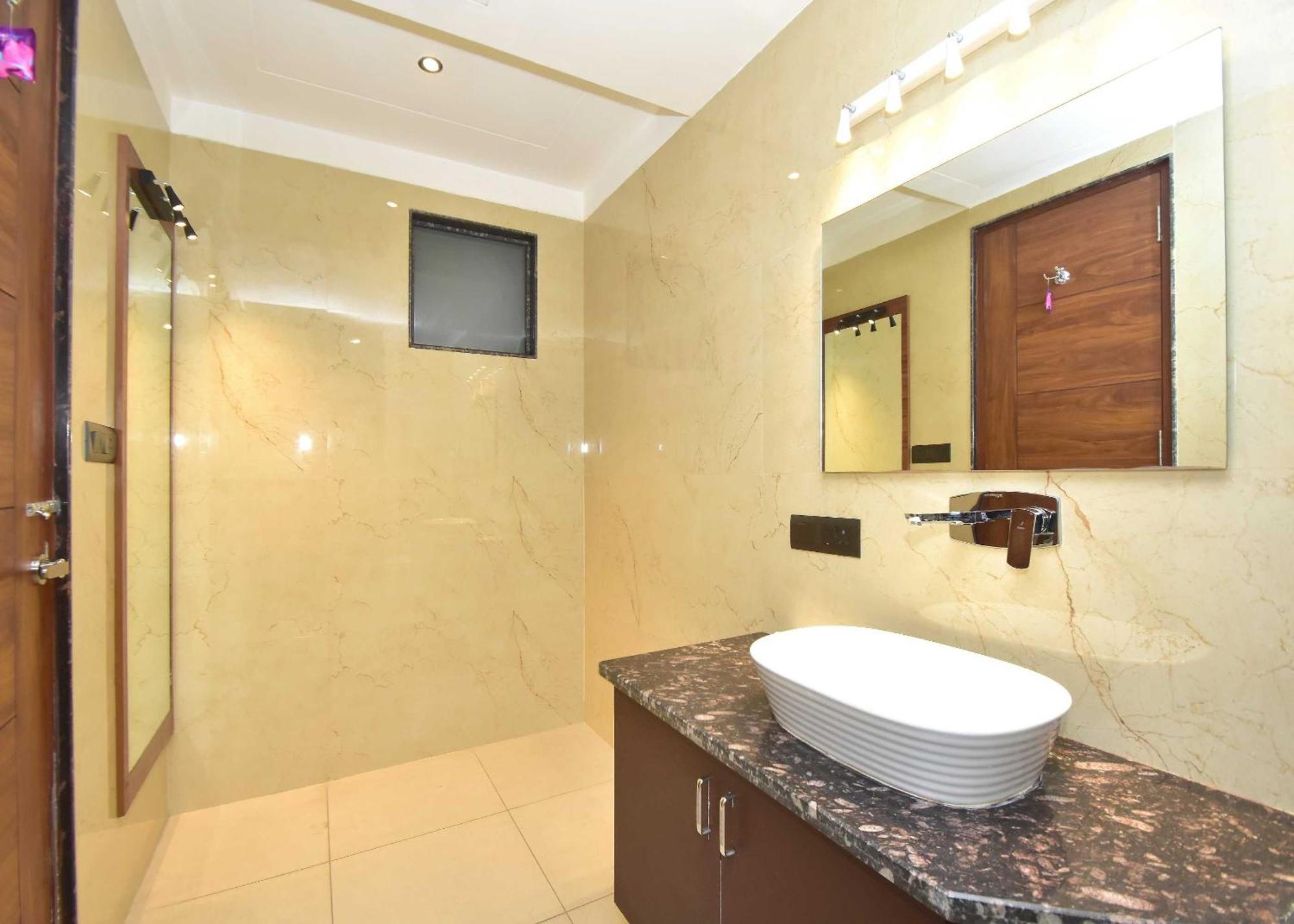 Hotel Shyamleela Khātu Kültér fotó