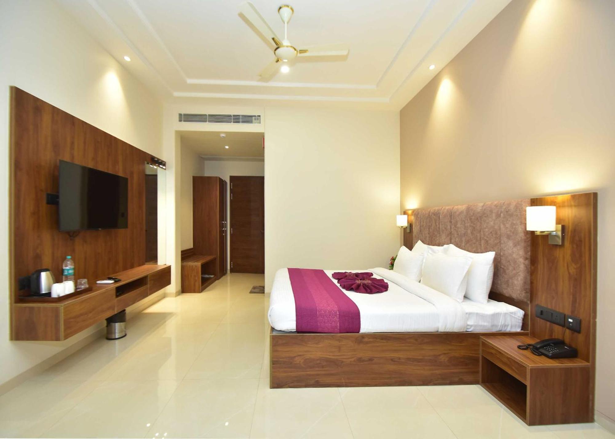 Hotel Shyamleela Khātu Kültér fotó