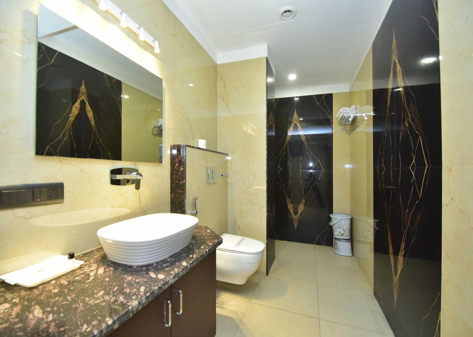Hotel Shyamleela Khātu Kültér fotó