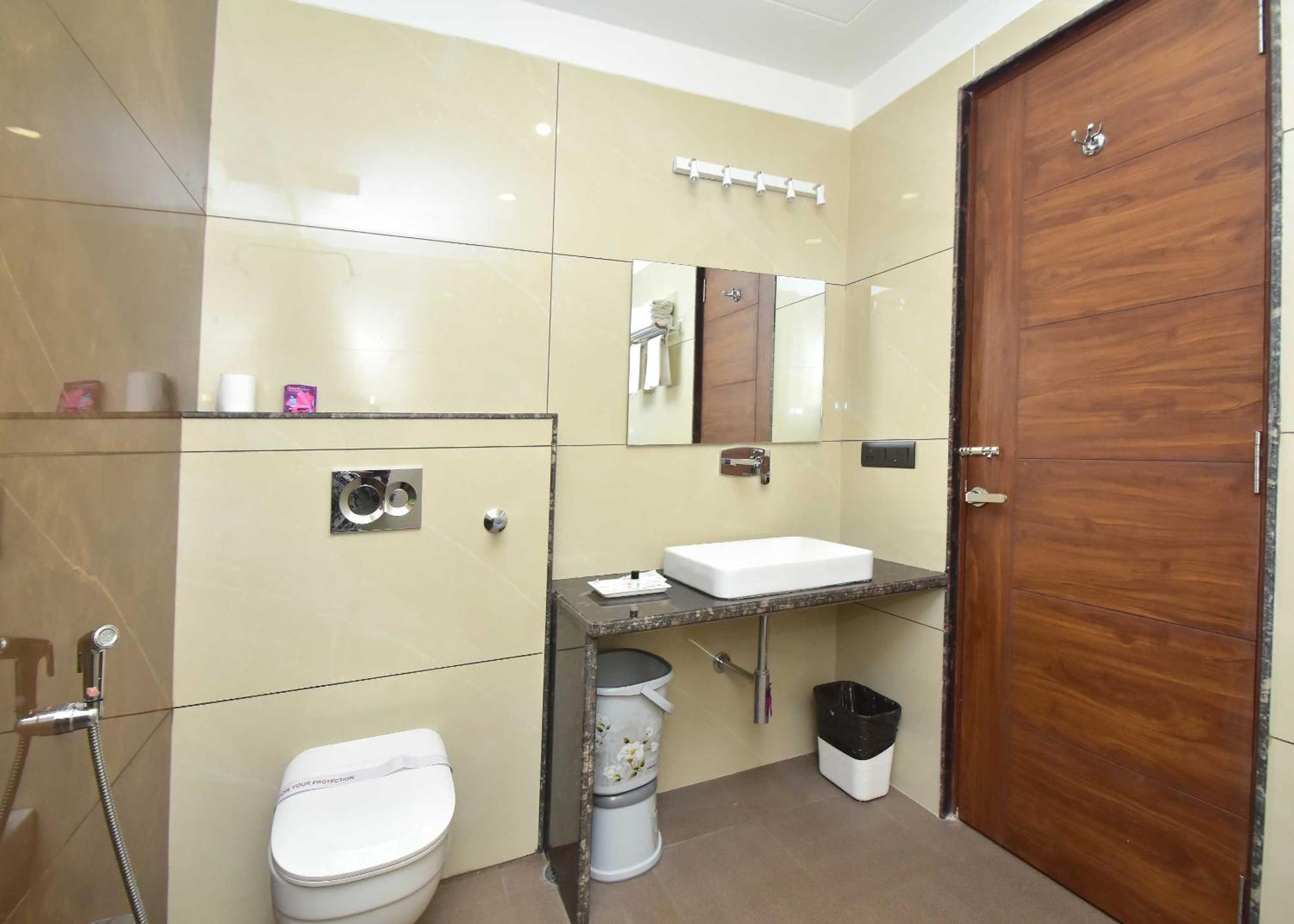 Hotel Shyamleela Khātu Kültér fotó