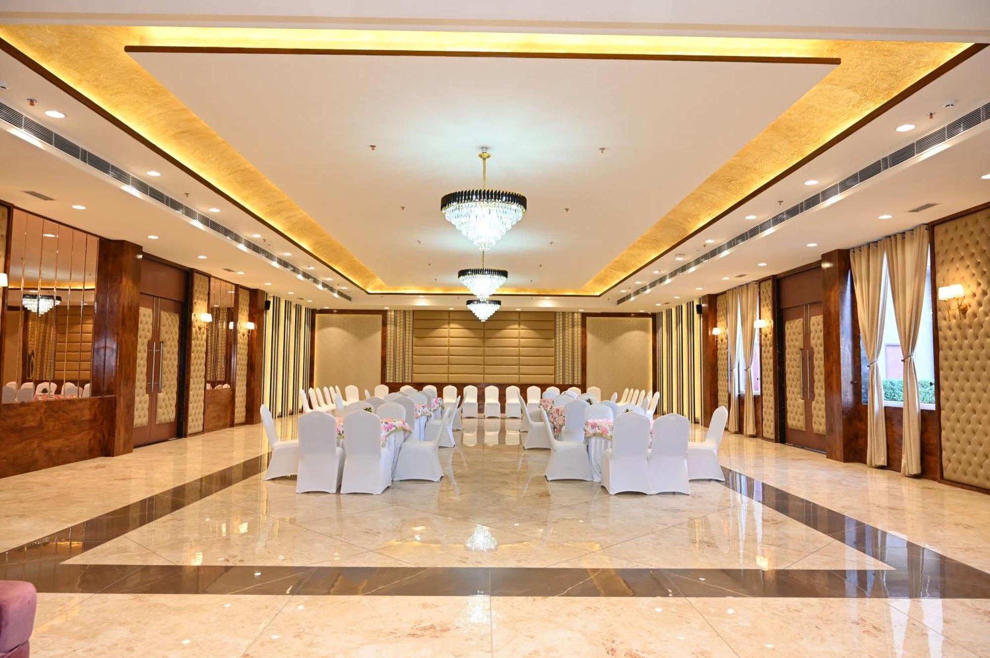 Hotel Shyamleela Khātu Kültér fotó