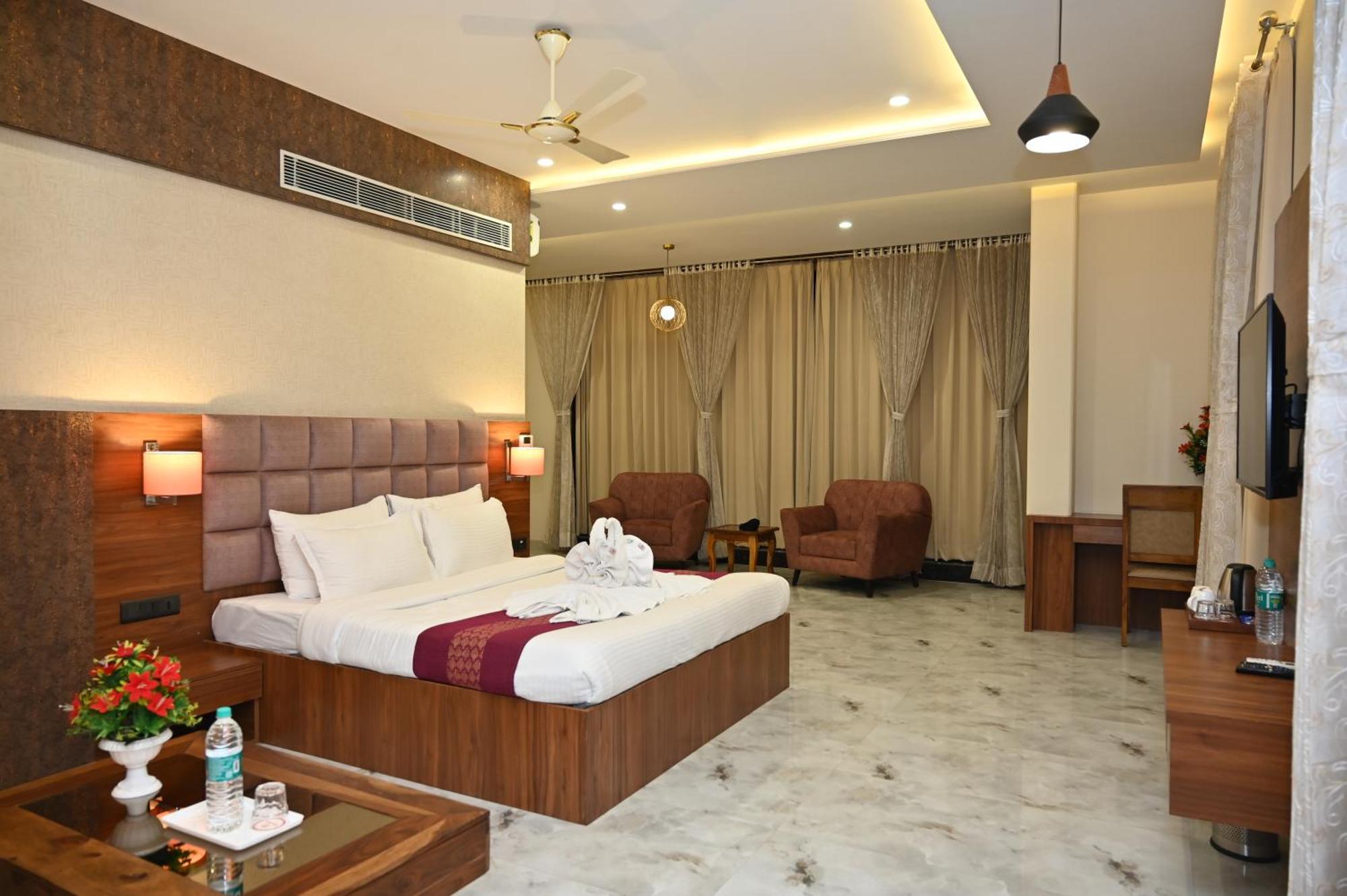 Hotel Shyamleela Khātu Kültér fotó