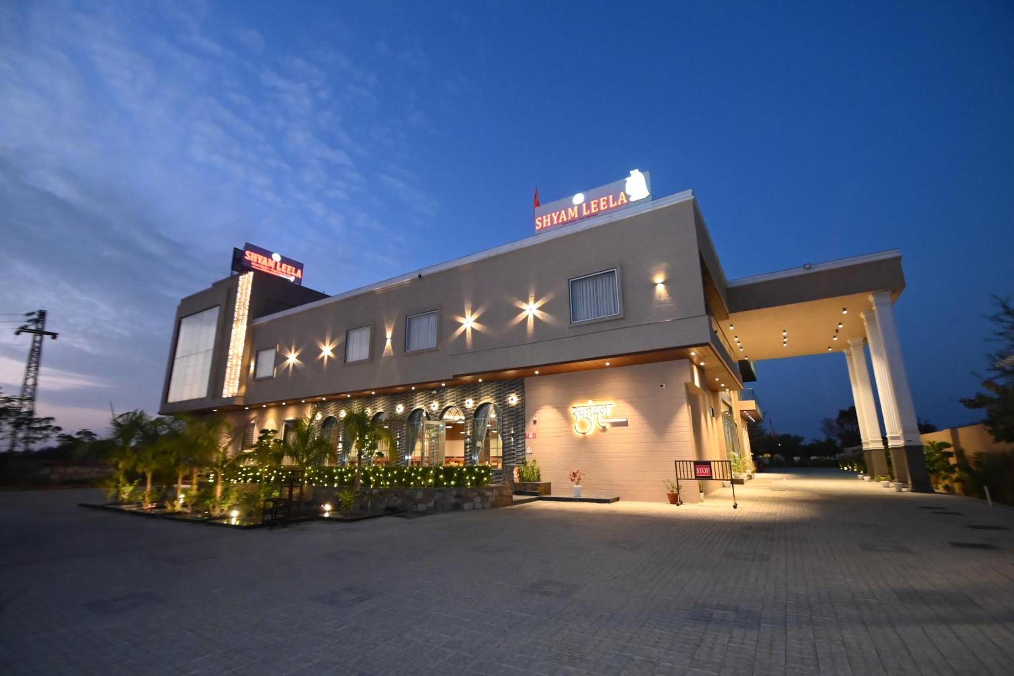 Hotel Shyamleela Khātu Kültér fotó