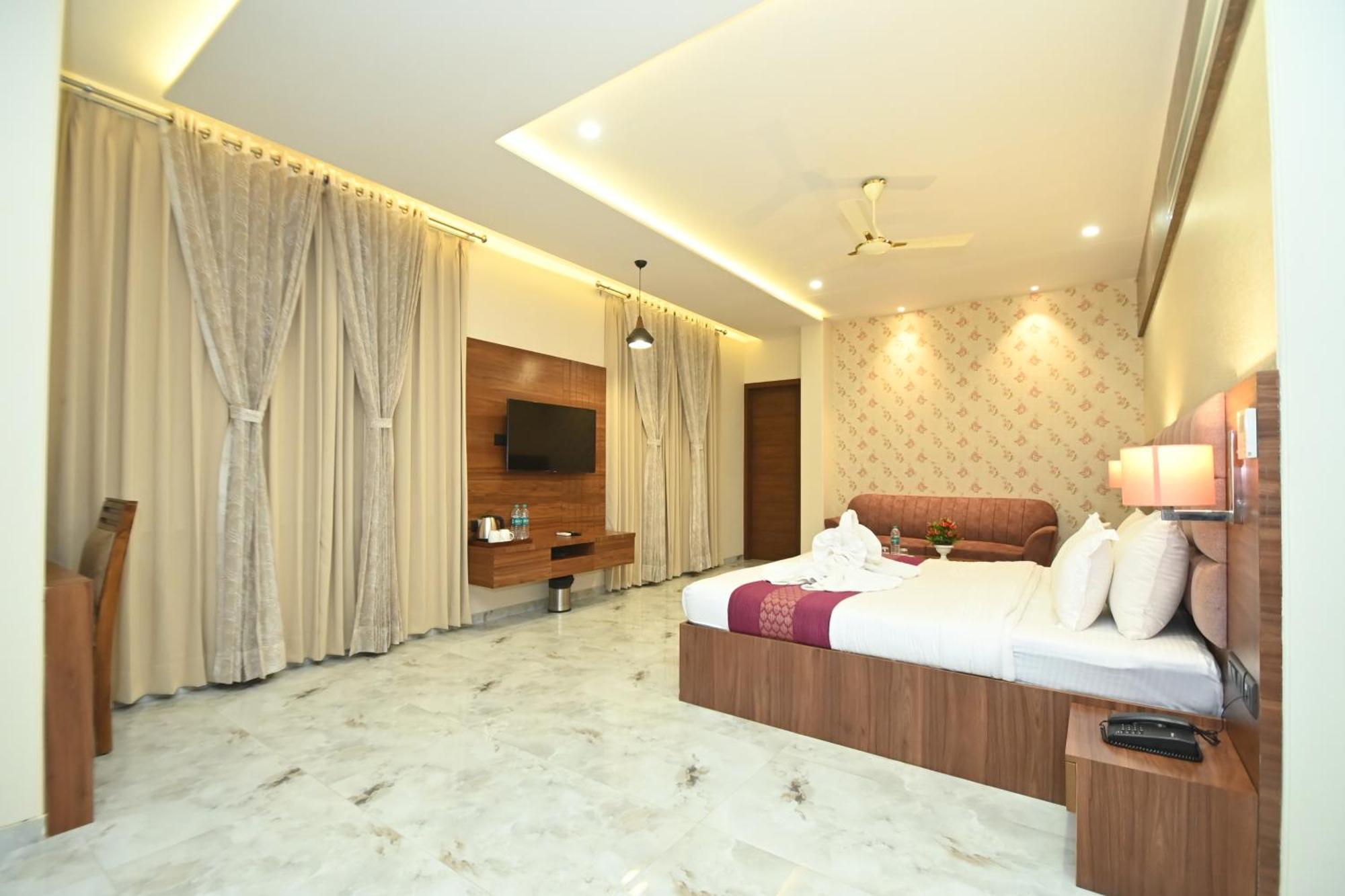 Hotel Shyamleela Khātu Kültér fotó